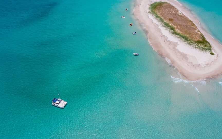 Fraser Island Boat Charters, Tours in Urangan