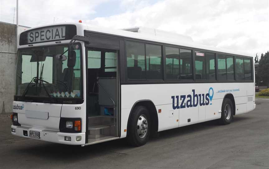 Madge Coachlines, Cloverlea, New Zealand