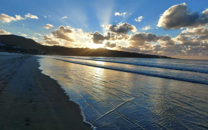 NZ Surfbros, Ahipara, New Zealand