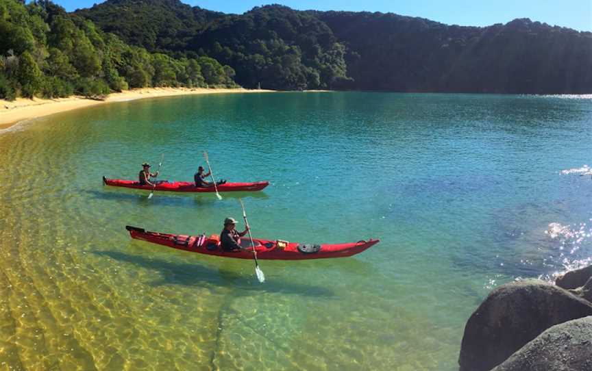 R&R Kayaks Abel Tasman, Elaine Bay, New Zealand