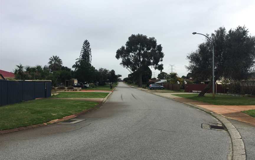 Pilkington Circus, Beechboro, Western Australia, August 2021 05.jpg