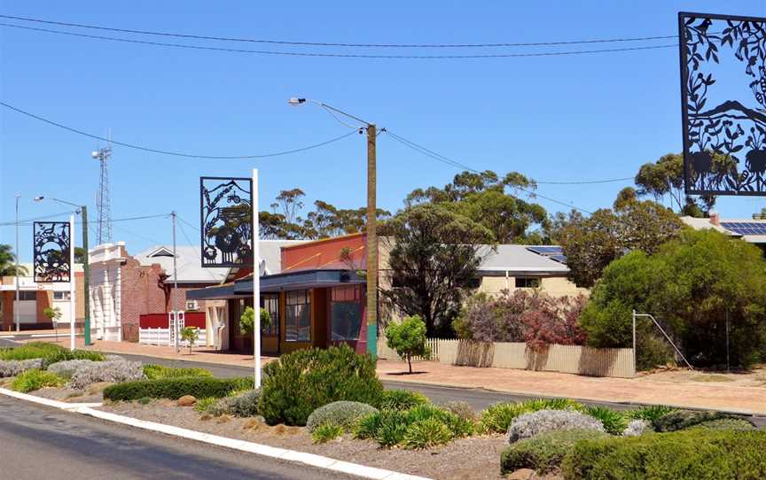 Yougenup Road, Gnowangerup, 2018 (02).jpg