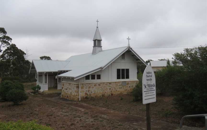 St Mildred's Anglican Church, Tenterden, April 2021 02.jpg