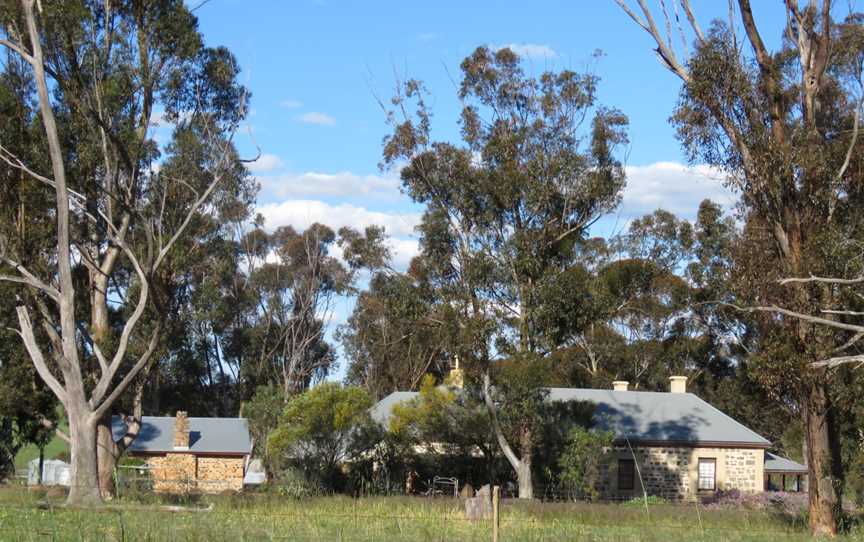 Walebing Farm Buildings, September 2021 02.jpg