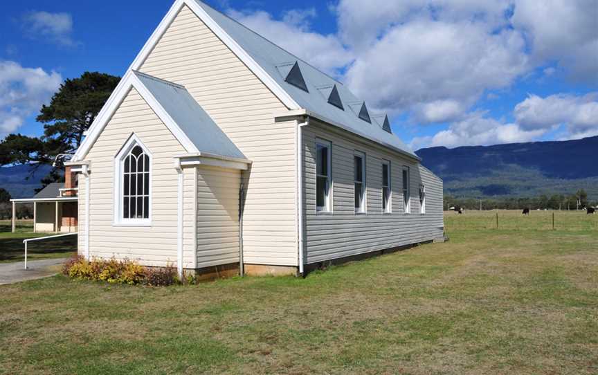 Caveside church of christ, tasmania-4.jpg