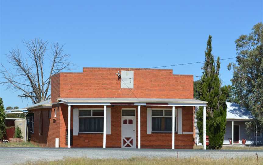 Koyuga Building 001.JPG