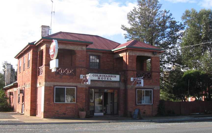 ColbinabbinHotel.JPG