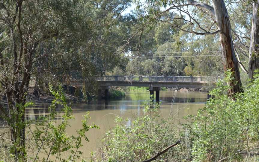 Pental Island Bridge at Swan Hill.jpg