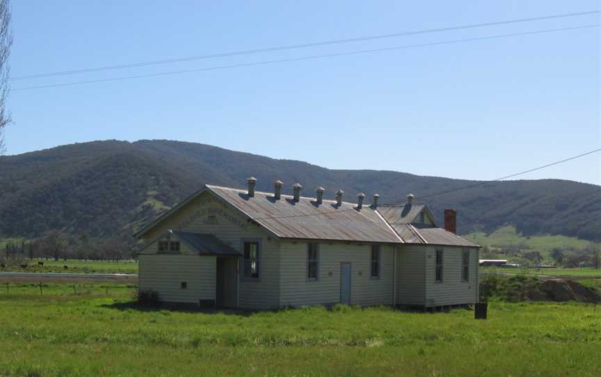 TowongMemorialHall.JPG