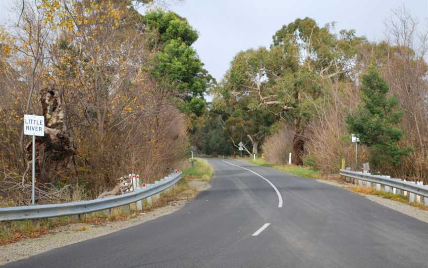 Staughton Vale Little River Bridge.JPG