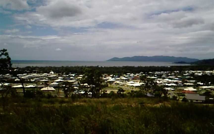 Bushland Beach with Magnetic Island in background.jpg