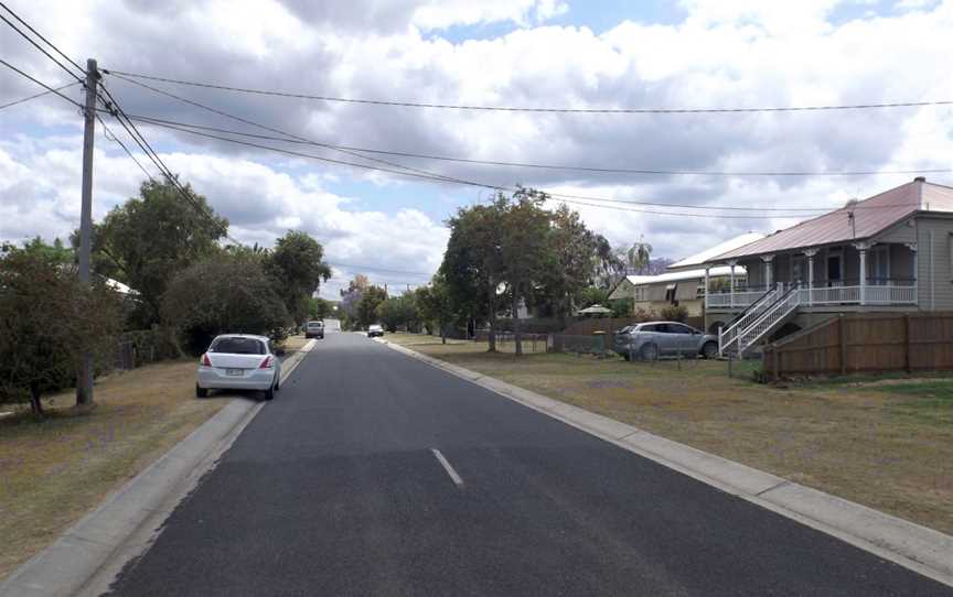 Alice Street, Silkstone, Queensland.jpg