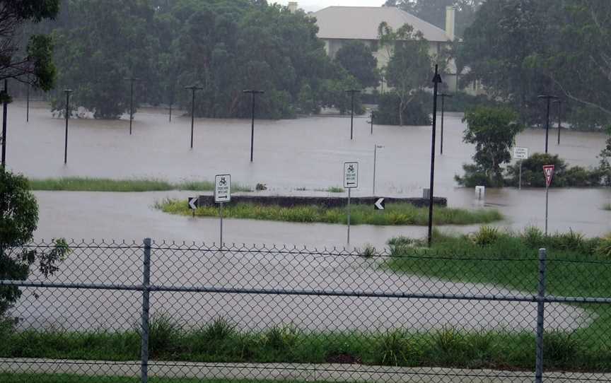 Floodingnearthe Queensland Tennis Centreandgovernment Animal Research Centre CYeerongpilly