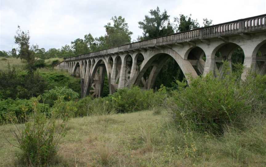 Lockyer Creek Railway Bridge( Guinn Park) Cfrom SW(2009)