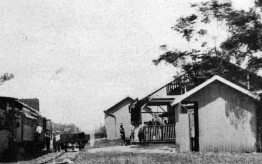 State Lib Qld2201055 Hughendenmailtrainarrivesat Pentland Railway Station C1929