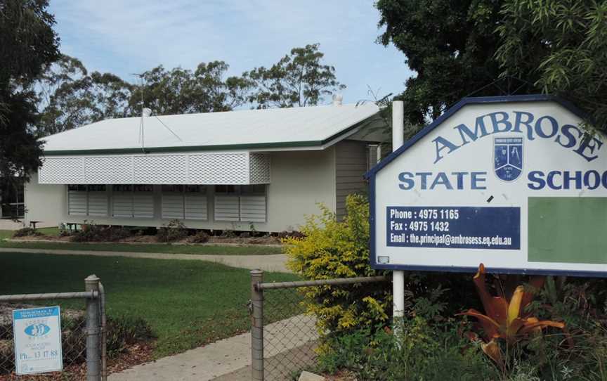 Ambrose State School, 39 Gentle Annie Road, Ambrose, 2014.JPG