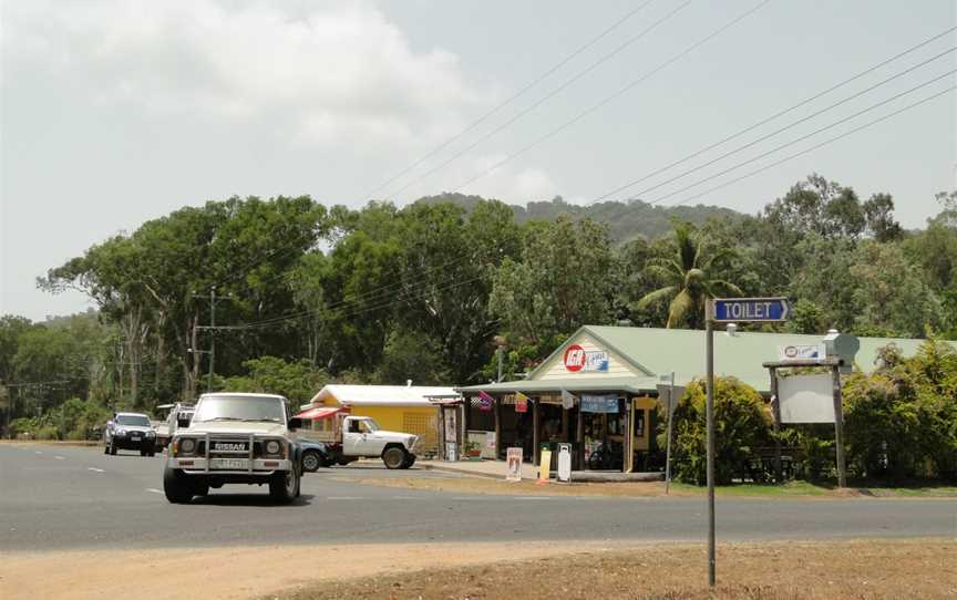 Ayton general store.JPG