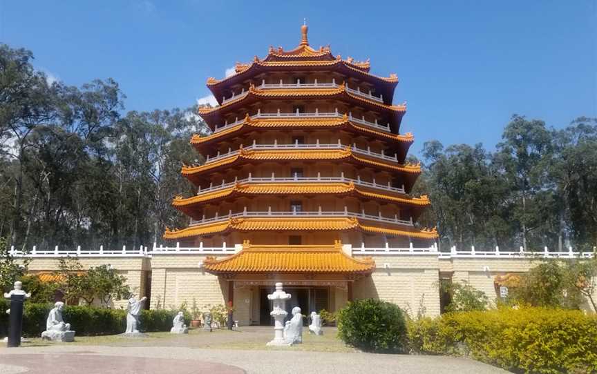 Seven-tiered style of Chung Tian Pagoda.jpg