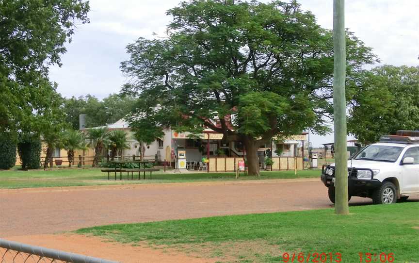 Windorah General Store - panoramio.jpg