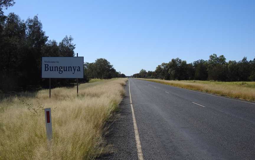 AU-Qld-Bungunya-location sign-2021.jpg