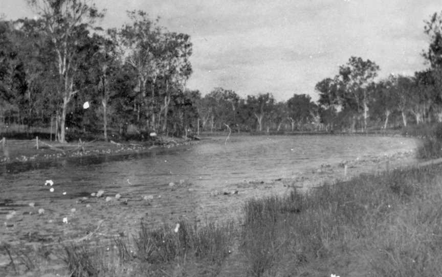 The Lakeat Lakeside C1920