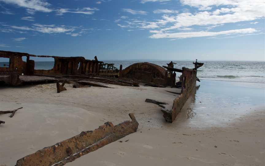 Bulwer wrecks, 2011.jpg