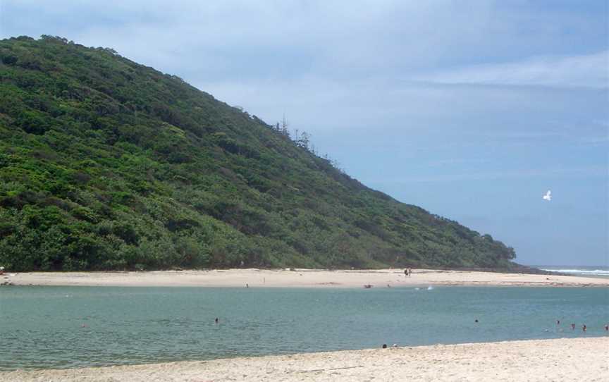 Burleigh Headsand Tallebudgera Creek