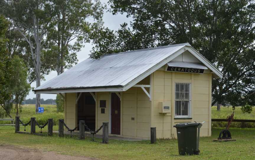 Ceratodus Railway Station 003.JPG