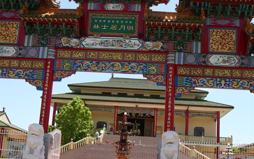 Bonnyrigg Buddhist temple.jpg