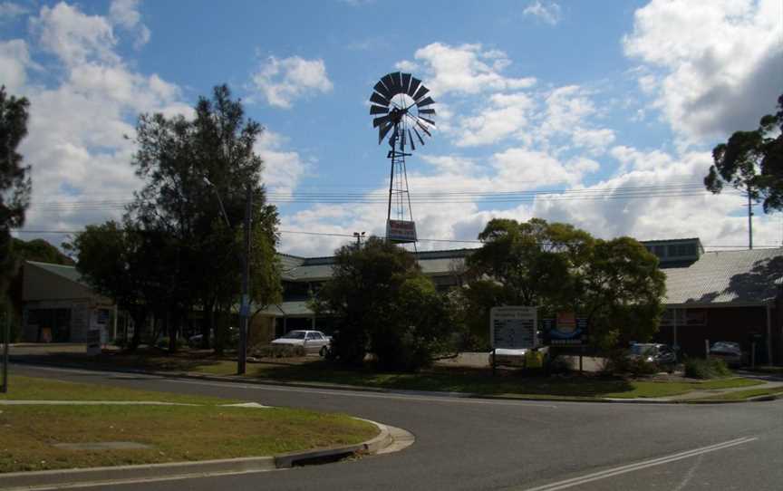 Yarrawarrah shops.jpg