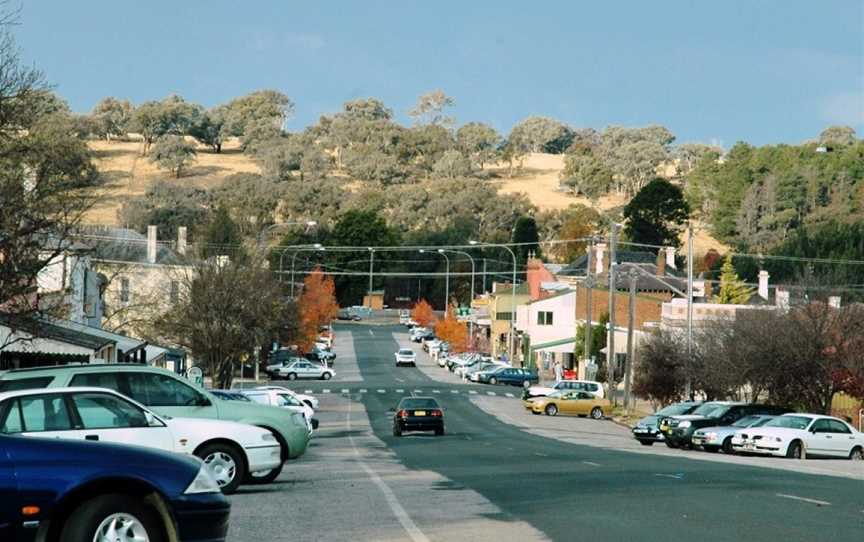 Bank Street Molong.jpg