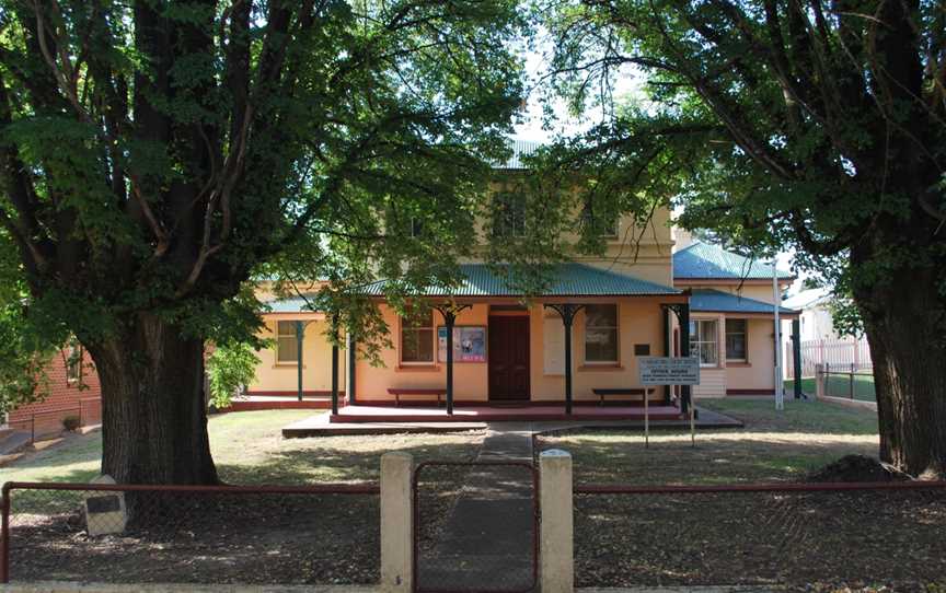 Tumbarumba Court House