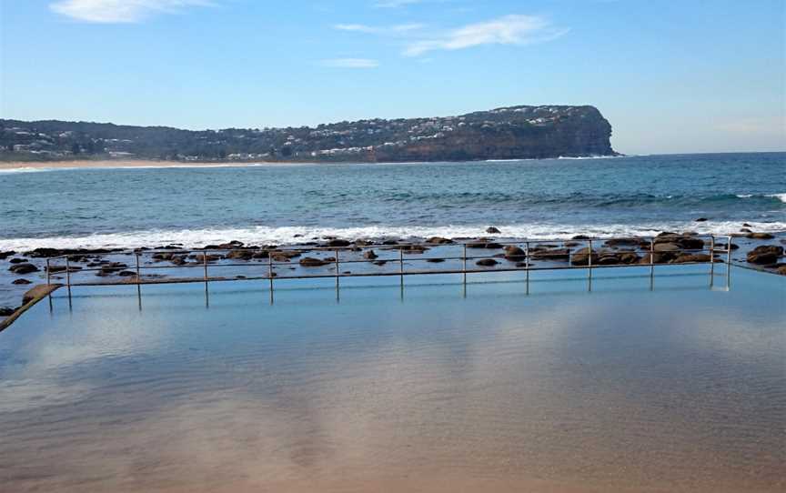 MacMasters Beach (15605811328).jpg