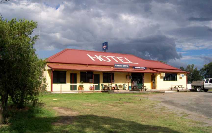 Farmers Hotel Vacy