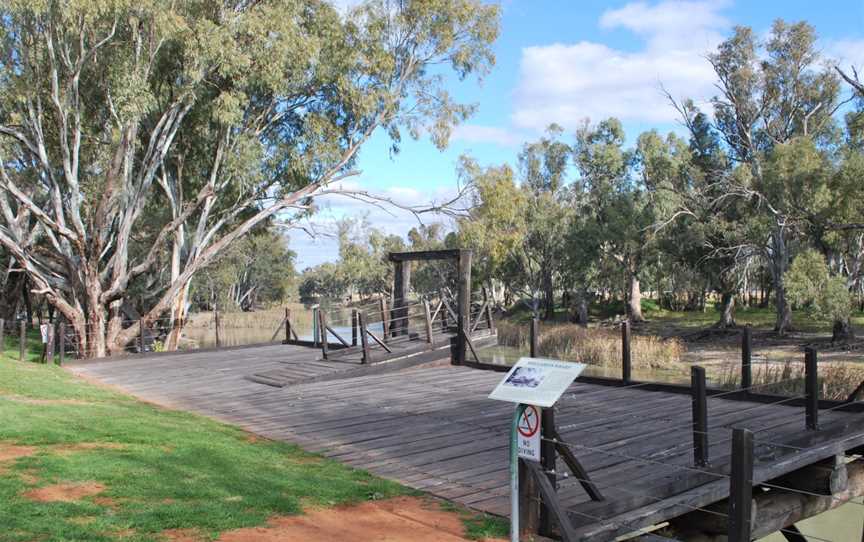 Moulamein Wharf