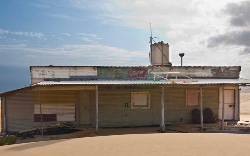 Stockton beach tin city building.jpg