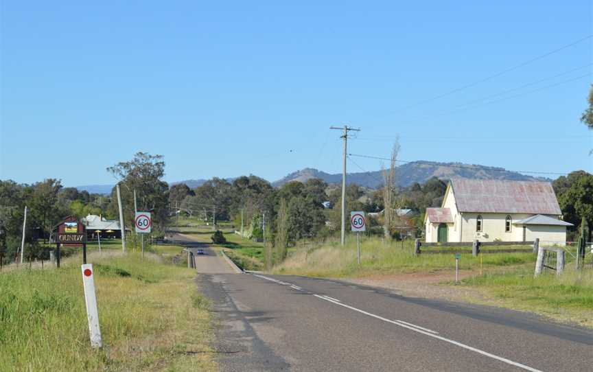 Gundy Entering over Pages River 001.JPG