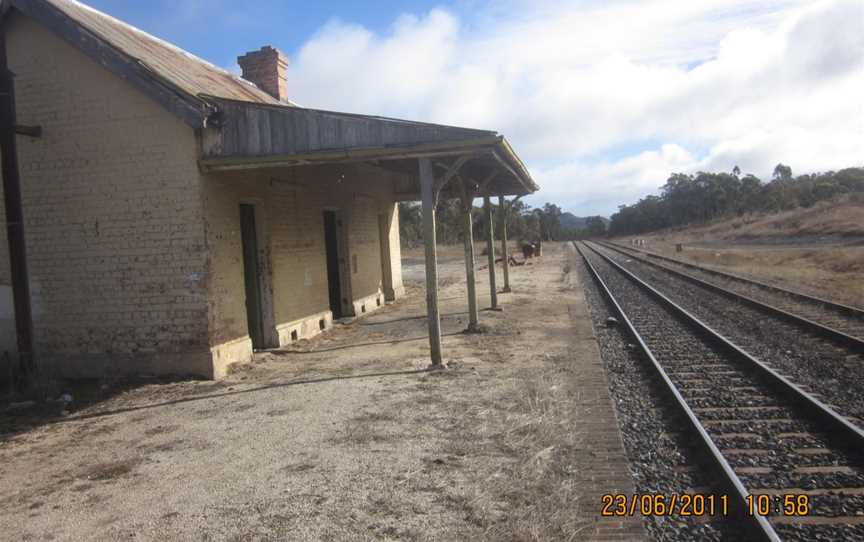 Ben Bullen Railway Station - panoramio.jpg