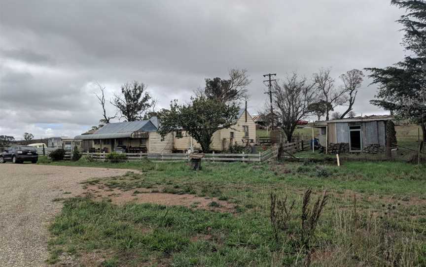 House in Chatsbury, New South Wales.jpg