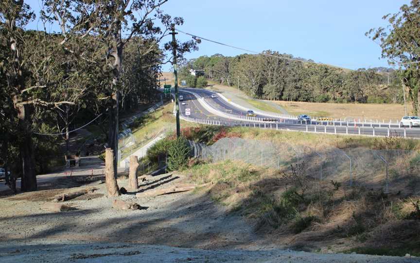 Princes Highway at Broughton, New South Wales.jpg