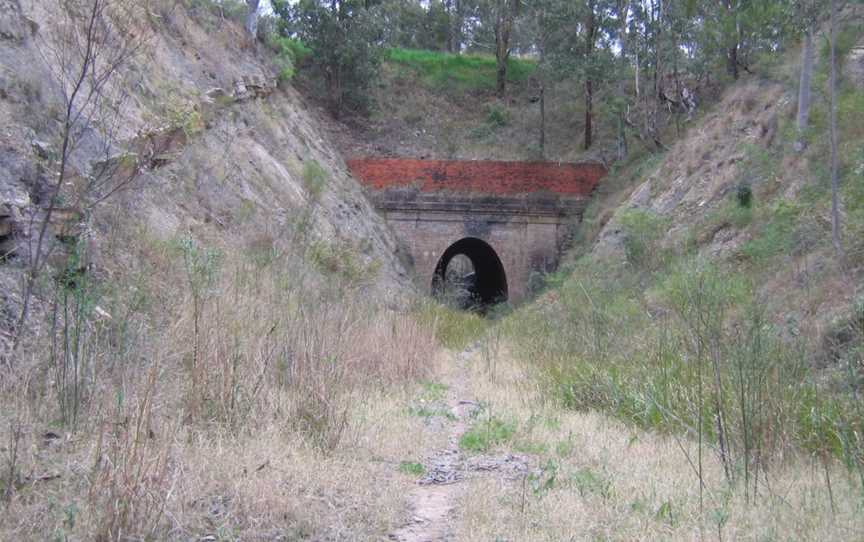 RichmondValeRailTunnel3.JPG