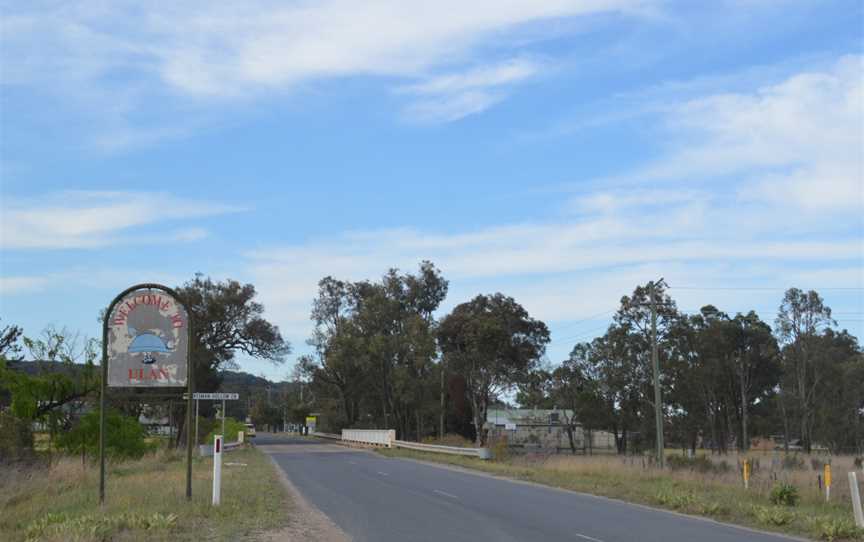 Ulan Town Entry Sign.JPG