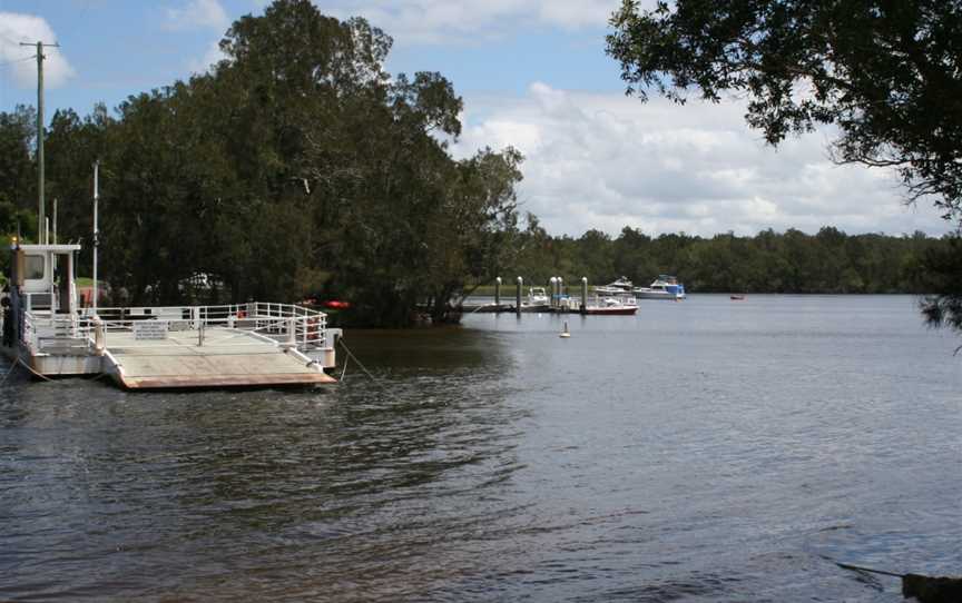 Bombah Point Ferrypanoramio