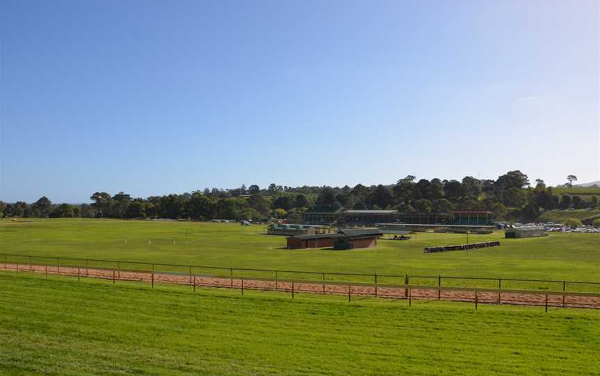 Oakbank Racecourse.JPG