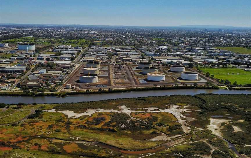 Aerialperspectiveofthe Mobilrefineryanditssurroundsin Altona.2018