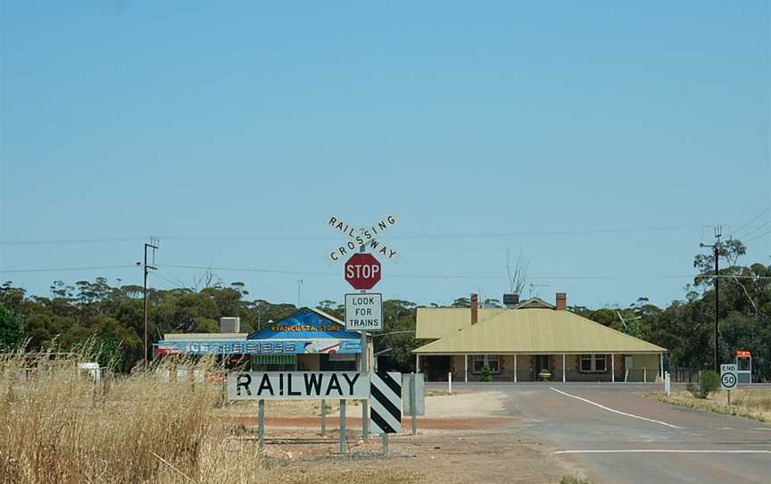 Home and Store, Kyancutta (22700699351).jpg