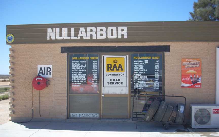 Nullabor sign wp.JPG