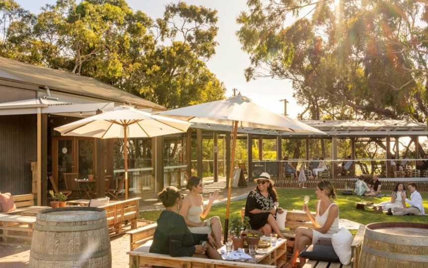 Bec Hardy Wines, Wineries in McLaren Vale