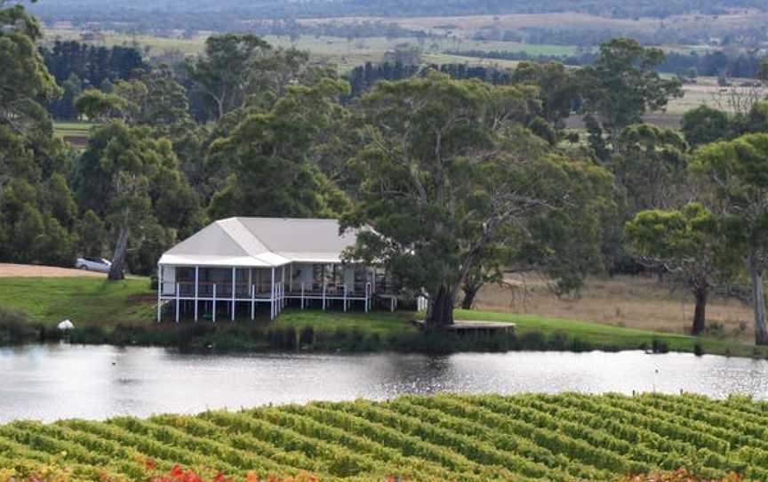 Milton Vineyard, Wineries in Swansea