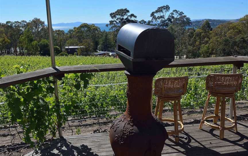 Bishops Rock, Wineries in Acton Park